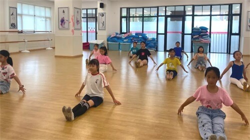 喜讯！成都巴德美际学校少年从国家大剧院捧回全国大奖