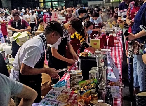 深圳国际交流学院美食节来啦！在校园吃到扶墙走是什么感受？