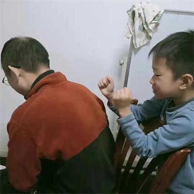 北京力迈中美国际学校重阳节敬老孝亲教育活动