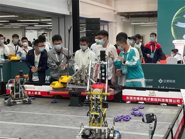 博实乐广东碧桂园学校学子首次参加世界机器人大赛锦标赛，喜获全国第七名!