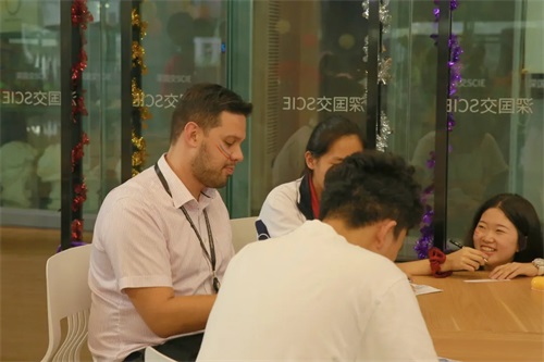 深圳国际交流学院有趣又暖心的心理健康周