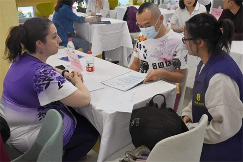 探索：看中黄书院国际高中如何开展家校联动？