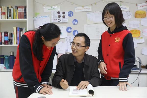 北京市二十一世纪国际学校“魔法周”：让学生搭上传统文化“神奇校车”！