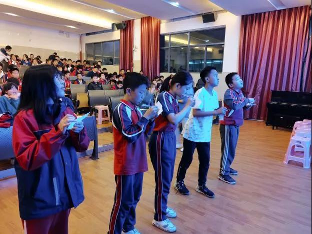 宁乡市碧桂园学校英语词霸挑战赛之现场PK