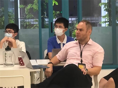 疫情下的社会分析：深圳国际交流学院学子跨学科人文沙龙