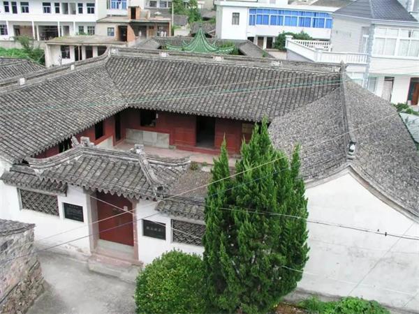 宁波赫威斯肯特学校主题党日活动 | 牢记初心使命，传承红色基因