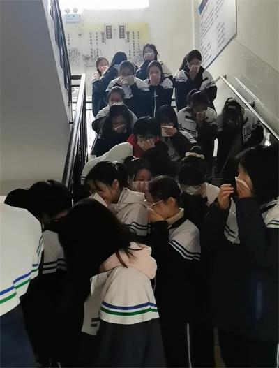 泸州天立国际学校开展消防安全疏散演练活动