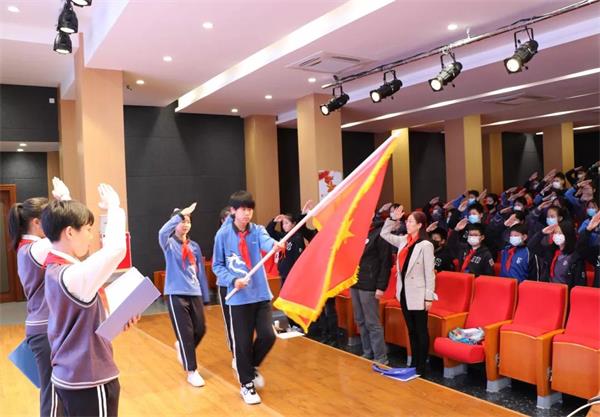 祝贺上海闵行区协和双语教科学校24届少代会顺利闭幕