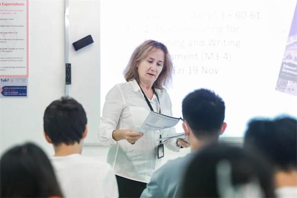 深圳国际交流学院继续领跑！2021剑桥卓越学子奖项揭晓