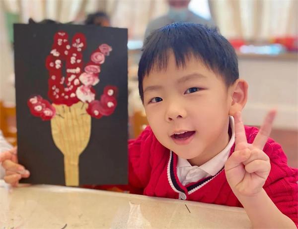 北京爱迪国际学校学生分享-林英赫：在童话城堡里孕育的艺术小童心