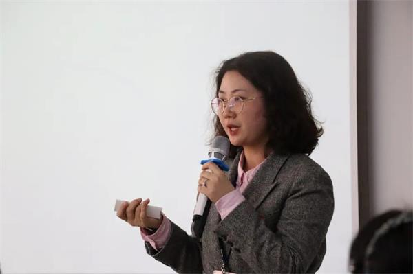 上实剑桥外国语中学国际高中期中家长会：家校携手、共育未来