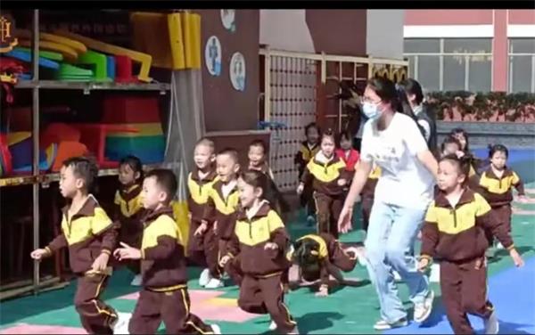 东莞市翰林实验学校国际部幼儿园反恐防暴应急演练活动
