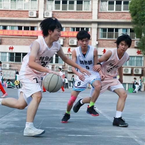 三鑫双语学校国际部第八届RBA篮球赛来了！
