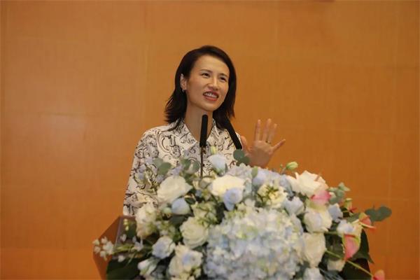 奥运冠军进包玉刚实验学校 | 少年强，则国强