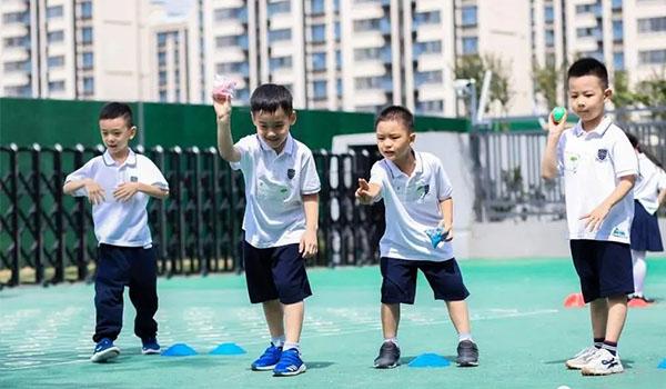 南京赫贤国际学校 ：12月9日南京赫贤国际学校校园主题日等你来