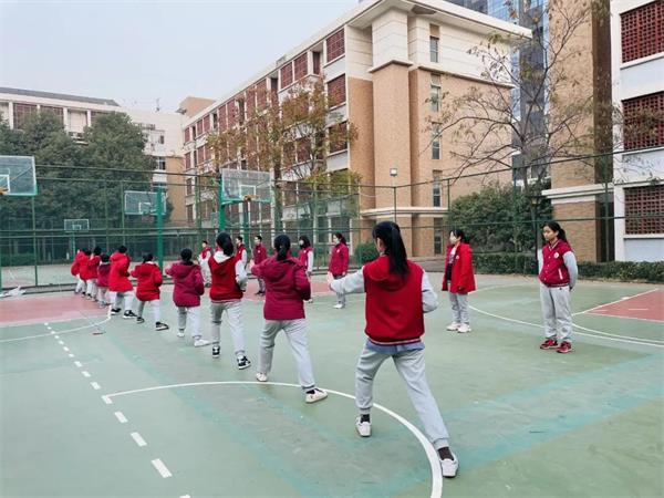武汉外国语学校美加分校初中部国学PK&武术PK十二月赛