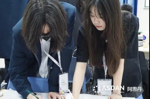 上实剑桥外国语中学国际高中第七届商业模拟校内挑战赛成功举行