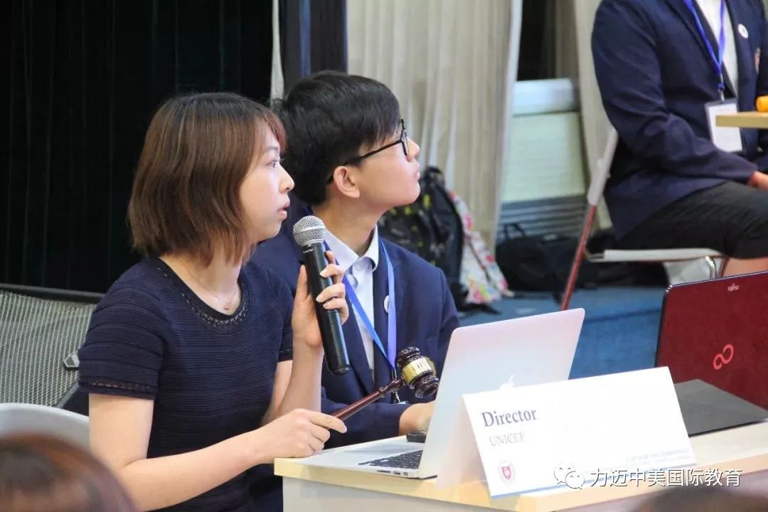 荣获HOSA&ldquo;物理学科全球前十&rdquo;奖项的力迈男孩颜名德 - &ldquo;热枕的力量是不