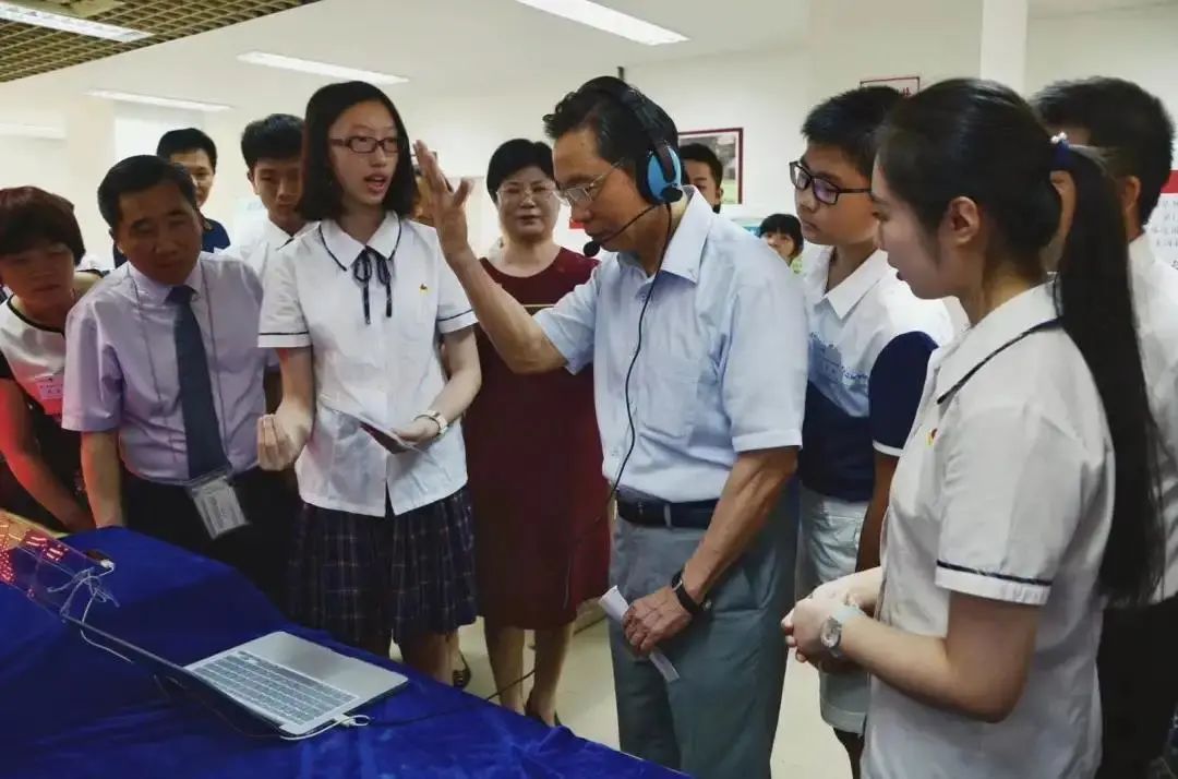 团团转 | 科技工程社 - 我们招新啦!热爱科技的你还等什么? - 省实AP国际课程