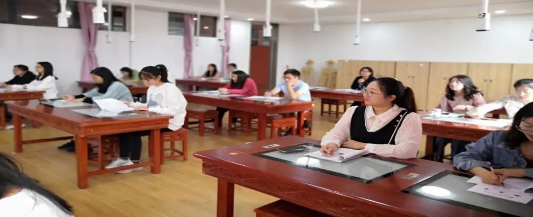 (教育教学)2020-2021学年第一学期初一年级期中考试成绩分析会 - 北外附校三水外国语学校