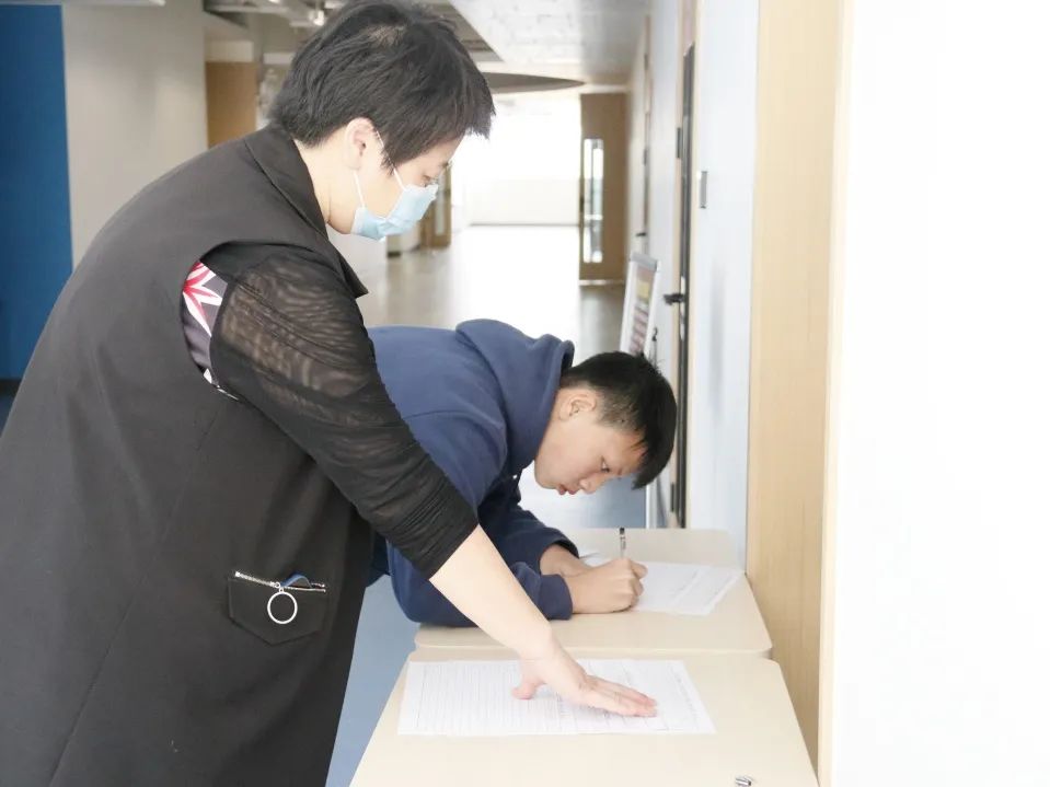 开学首日 | 用最温暖的方式,迎接最尊贵的辰美小主人! - 辰美国际艺术