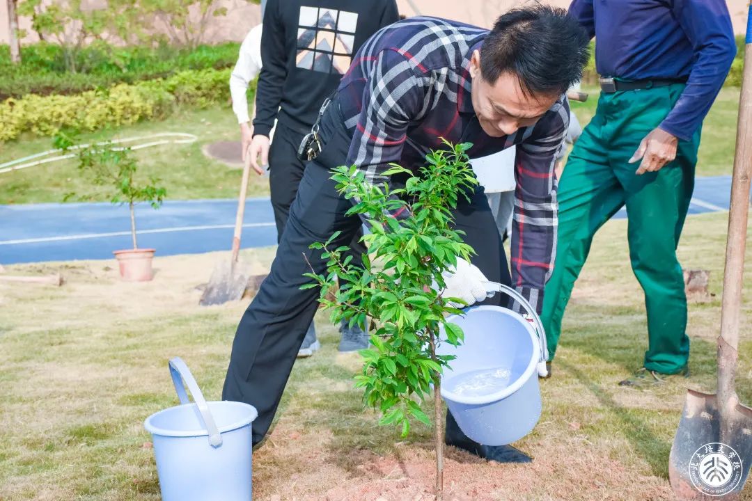 今天,你为地球充“植”了吗? - 惠州培文