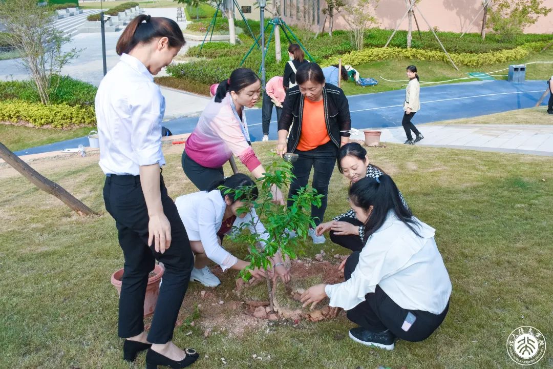 今天,你为地球充“植”了吗? - 惠州培文