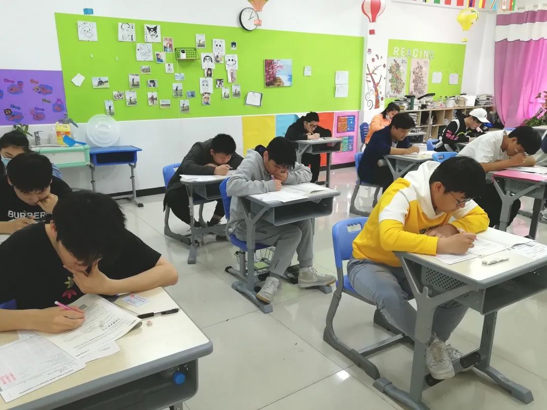 袋鼠数学竞赛—国际高中学生参赛小记