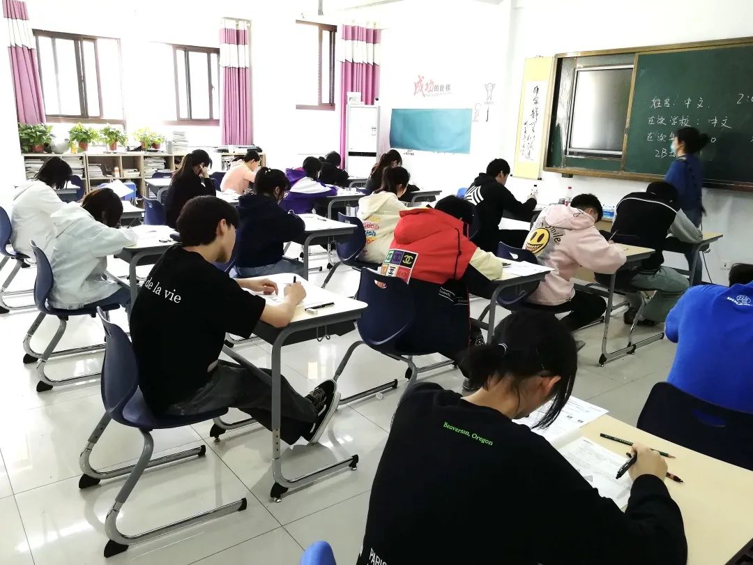 袋鼠数学竞赛—国际高中学生参赛小记
