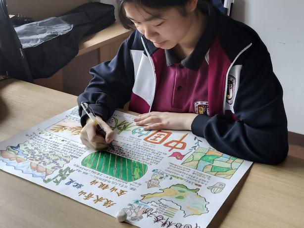 (校园动态)趁风华正茂 探天地奥妙 - 北外附校三水外国语学校