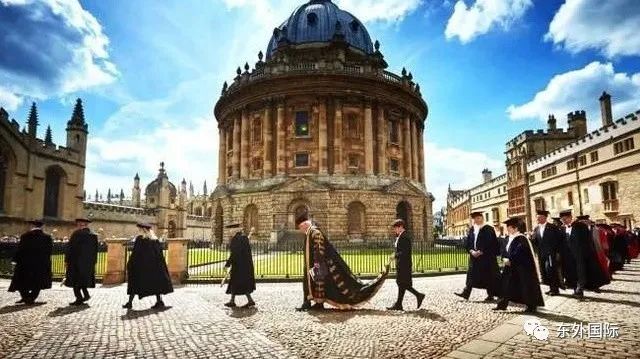 (东外国际)2021 年袋鼠数学思维挑战中荣获大奖！ - 东外国际