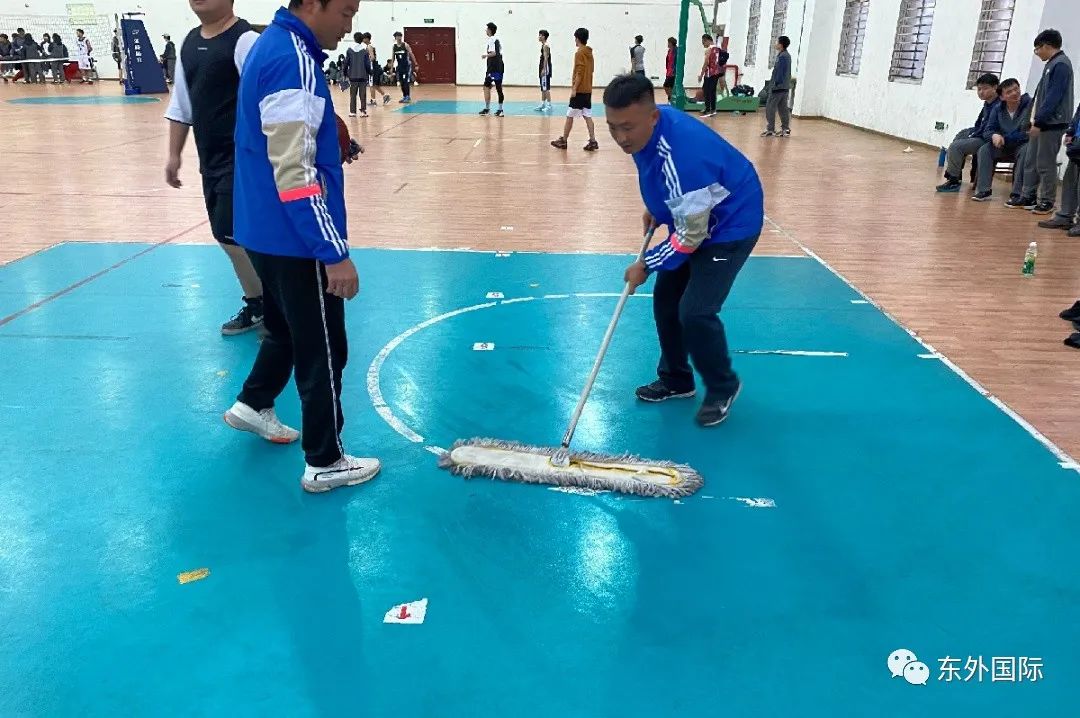 (东外国际)第二届“素养杯”篮球争霸赛，谁与争锋！ - 东外国际