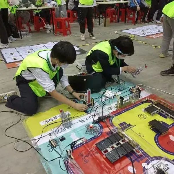 东外国际两位学子斩获全国Brain AI赛项高中组二等奖! - 东外国际