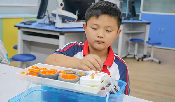 南京句容碧桂园学校 ：南京句容碧桂园学校收费标准是什么？