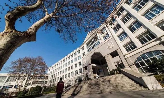南京田家炳中学日语国际班介绍