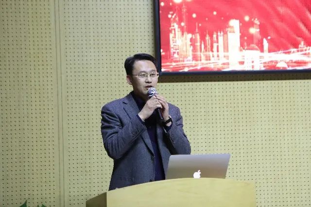 杭州银湖实验中学有陪伴,有温暖,携手又一年