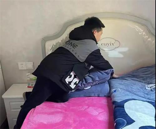 我们的双手“最勤劳”——滁州海亮学校融合部寒假实践活动