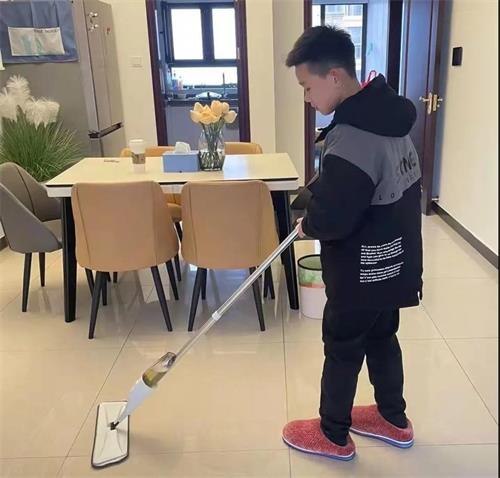 我们的双手“最勤劳”——滁州海亮学校融合部寒假实践活动