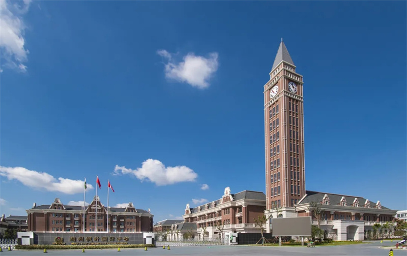 湖州枫叶国际学校介绍