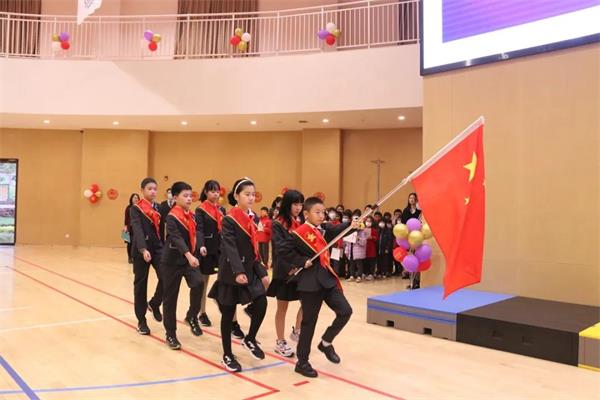 清澜山学校小学部升旗仪式 | 挖掘你身上的宝藏