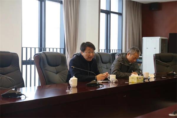 市教育局程鹏副局长莅临珠海一中附属实验学校国际部检查
