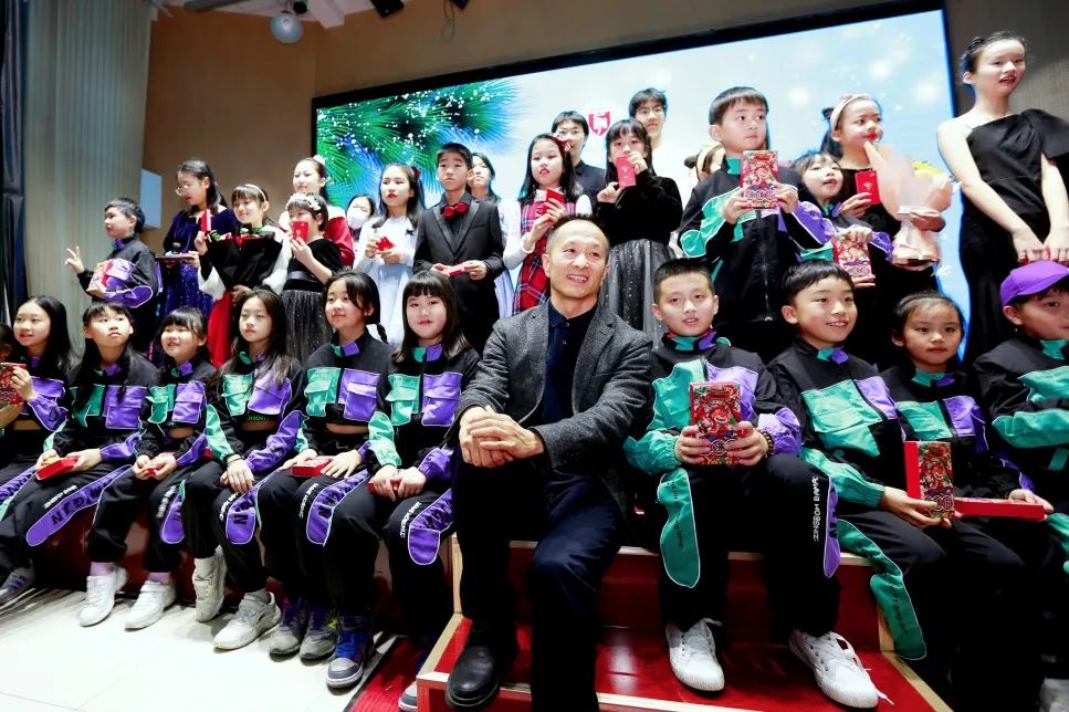 力迈中美国际学校学生志汇编