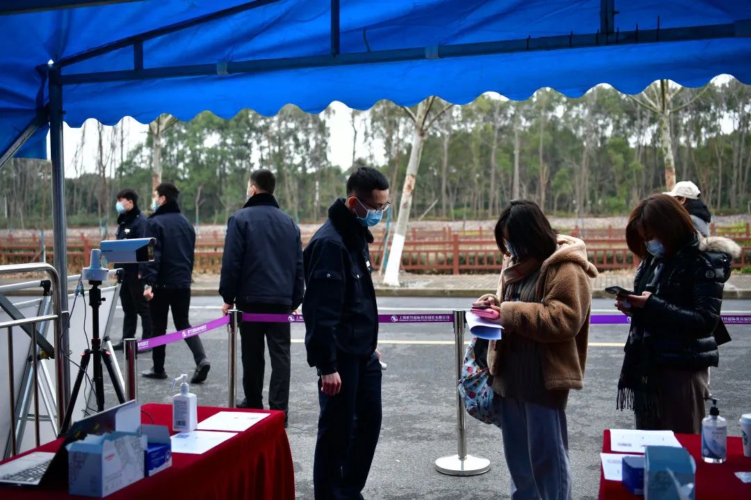 华二紫竹国际学院春季新生报到现场直击