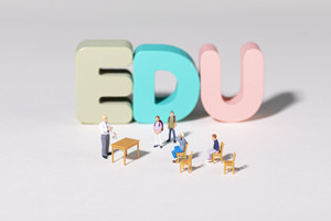 北京新府学外国语学校有可以出国留学还可以参加国内高考的高中班吗? _ 北京新府学外国语学校
