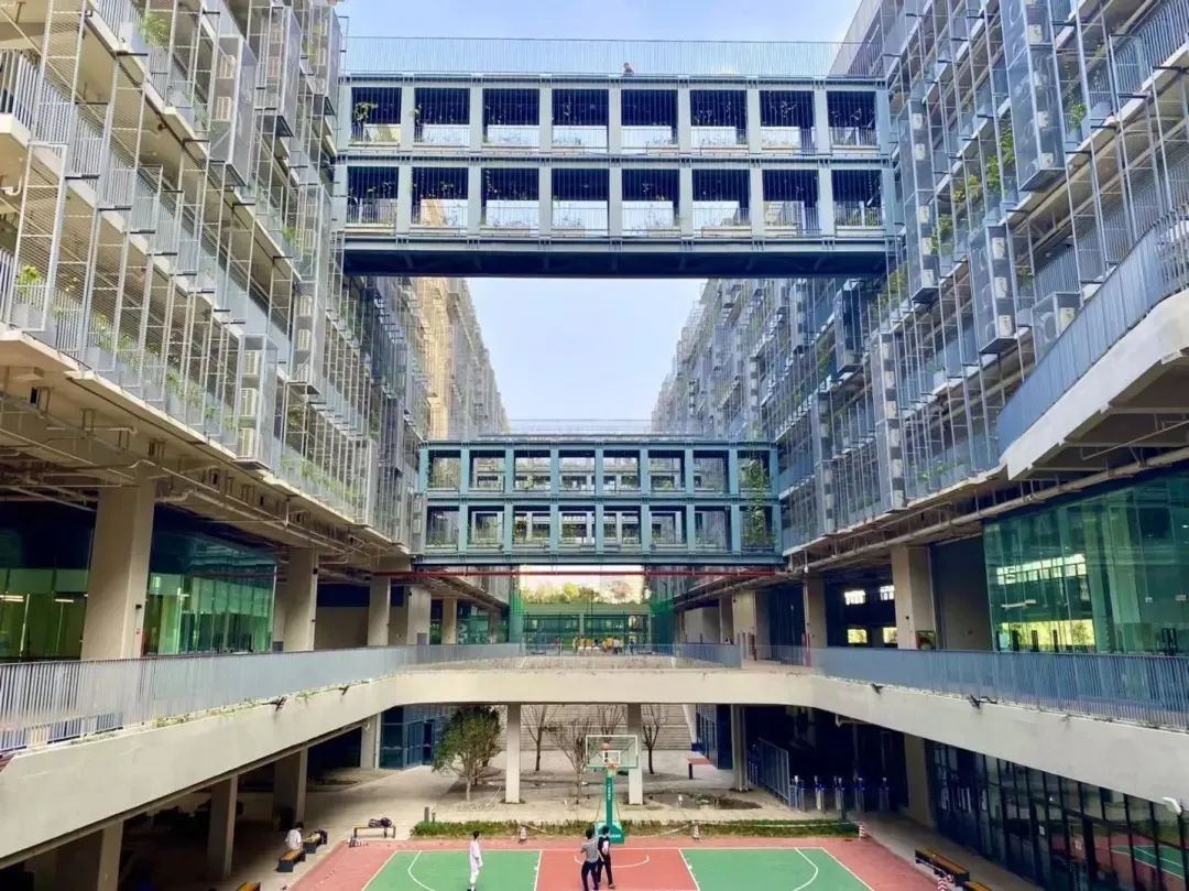深圳国际交流学院好吗?深圳国际交流学院探校分享