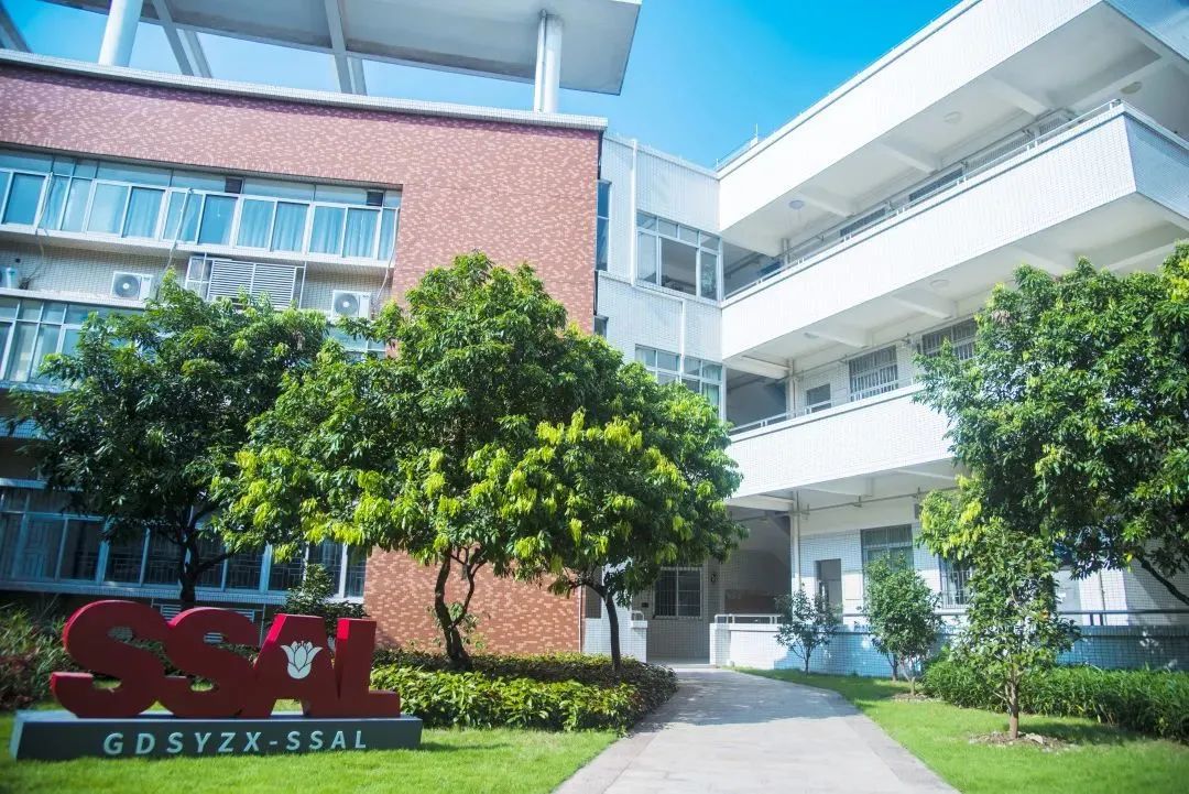 准牛津大一学姐 - “不要把正常的努力当作内卷”，但也要努力学到吐！