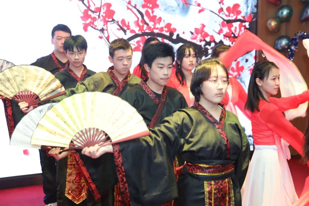 北京市21世纪国际学校学长来啦弗吉尼亚早申录取！                