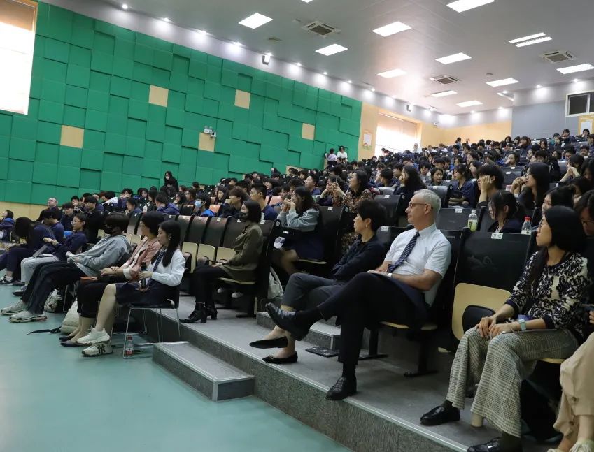 你想「遇见更好的自己」吗?来听听ULink Talk不同维度的解读！                