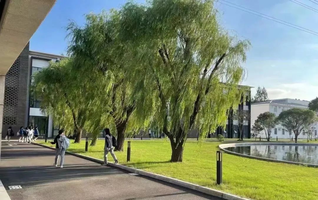 上实剑桥国际部2022线上入学考试时间更新                