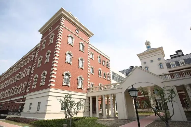 杭州惠立学校初中部年级组长介绍                
